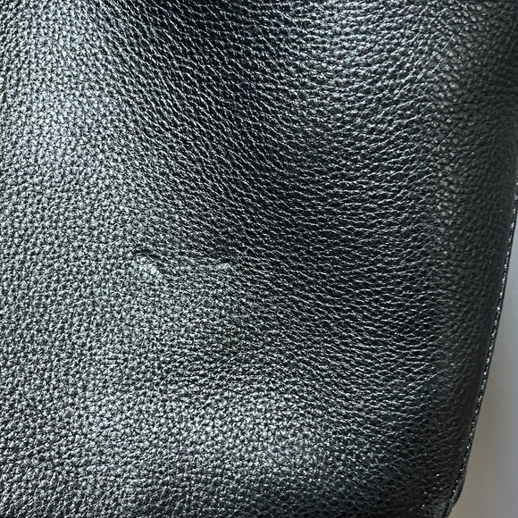 Black Michael Kors purse - Picture 3 of 6